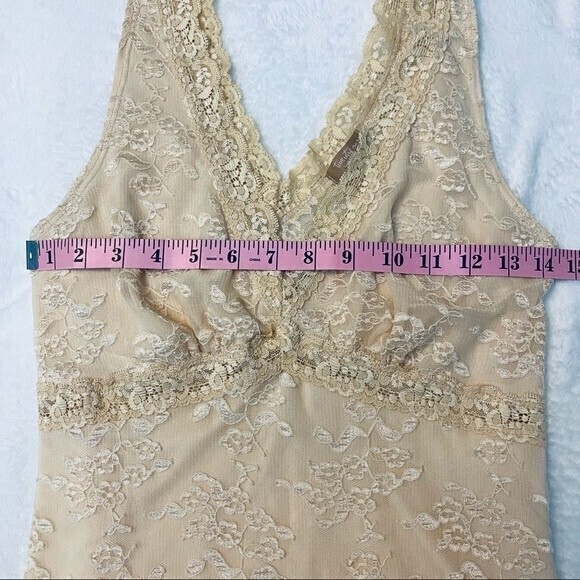 !Firm Price! Twenty-One Juniors/Women Lace Tank Top, V Neck Size‎ L, Cream - Picture 5 of 6